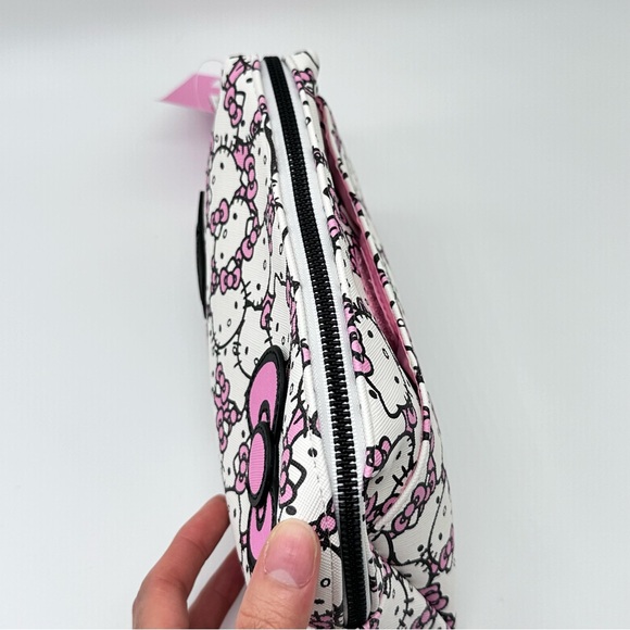 Sanrio Hello Kitty x Impressions Vanity Cosmetic Pouch (White/Pink) - Picture 2 of 9